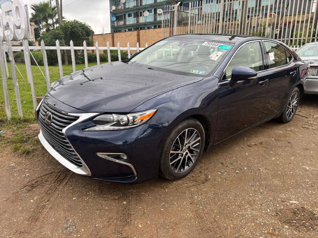 LEXUS ES350